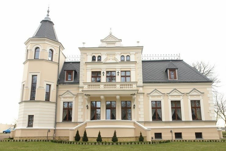Pałac w Przydatkach, gmina Brodnica