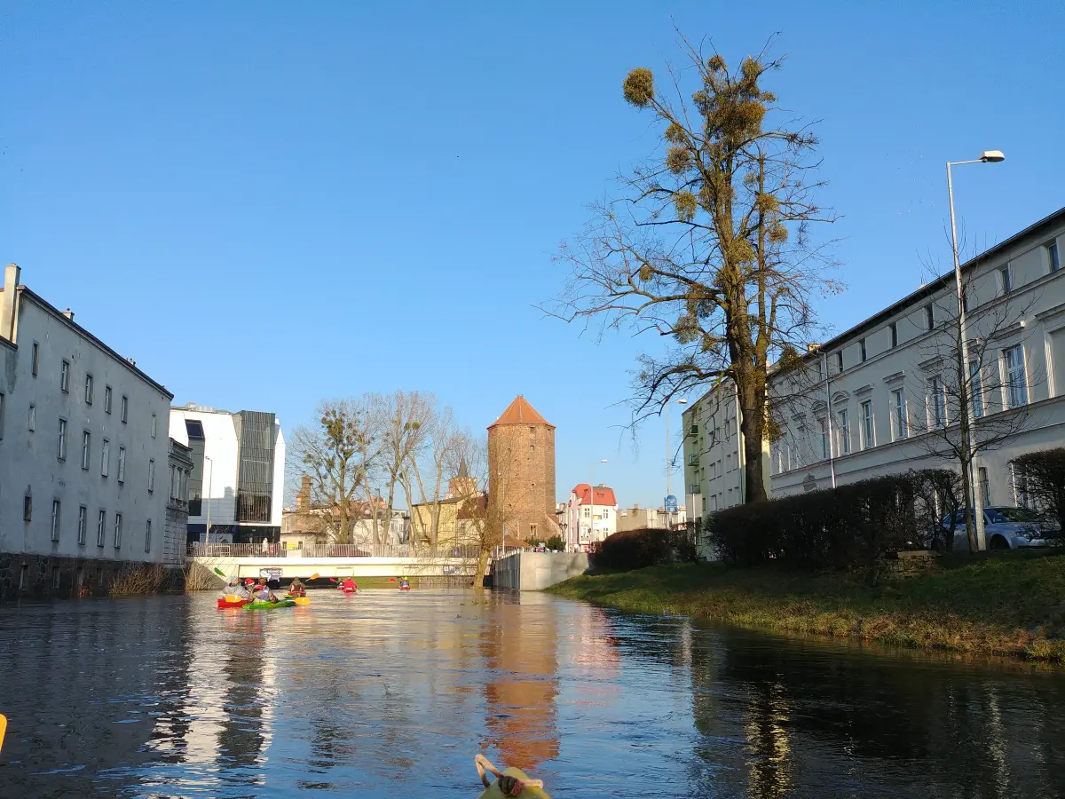 Wieża Mazurska w Brodnicy nad rzeką Drwęcą – meta spływu