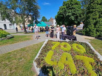 Rynek w Górznie z napisem 700 lat