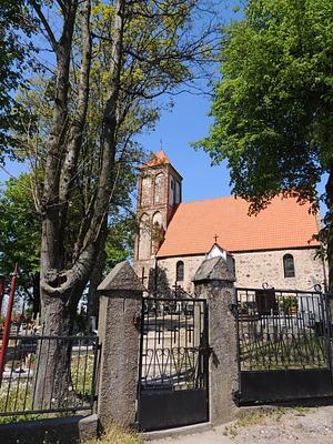 Kościół w Cielętach, gmina Brodnica